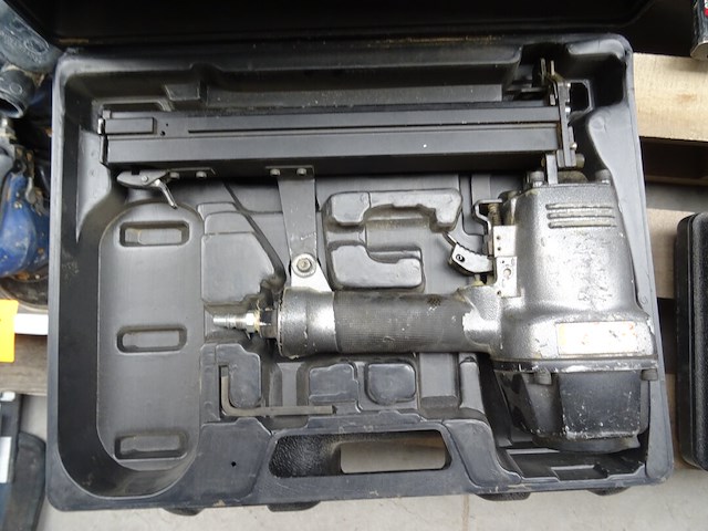 2x pneumatische schieter senco - afbeelding 1 van  5