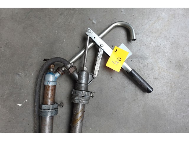 2x pomp - afbeelding 6 van  6