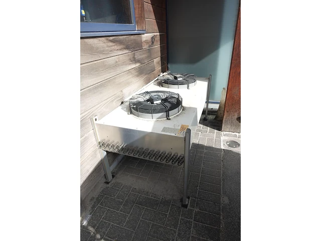 2x professionele vitrinekoelkast de rigo - afbeelding 16 van  45