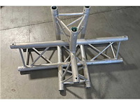 2x protruss t31 t-joint + down, long 1,00 x 1,00 m - afbeelding 1 van  1