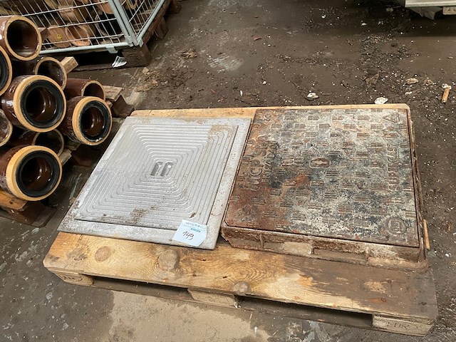 2x putdeksel - afbeelding 1 van  4