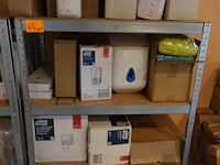 2x rek met inhoud "tork" toebehoren - afbeelding 4 van  11