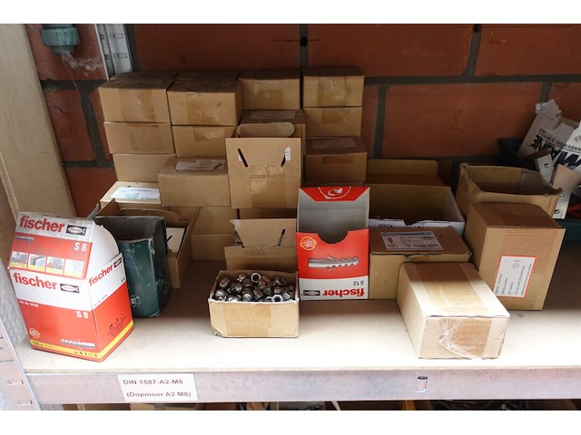 2x rek met inhoud - afbeelding 8 van  11