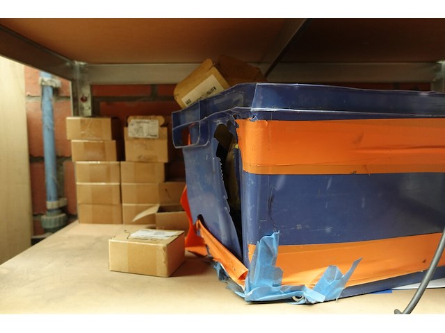 2x rek met inhoud - afbeelding 10 van  11