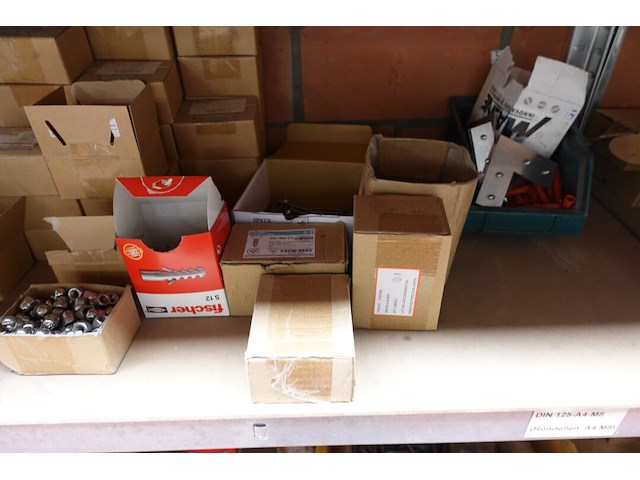 2x rek met inhoud - afbeelding 11 van  11