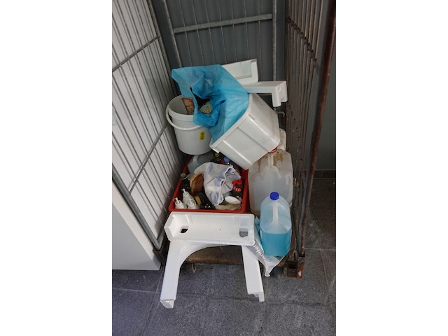 2x rolcontainer - afbeelding 4 van  4