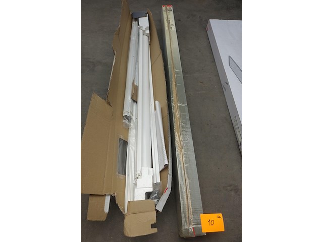 2x rolgordijn velux - afbeelding 1 van  3