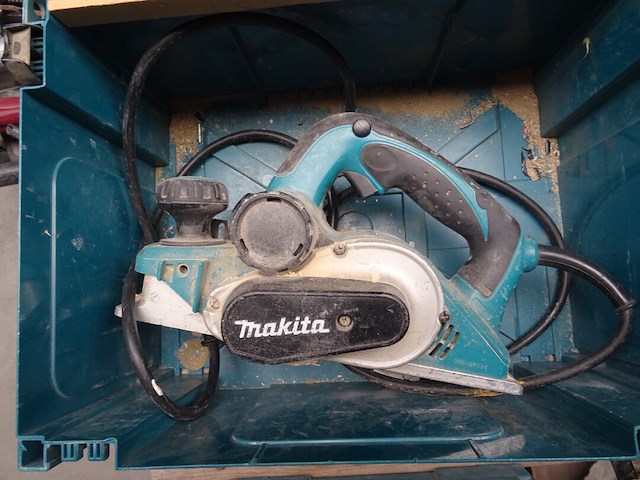 2x schaafmachine makita - afbeelding 1 van  5