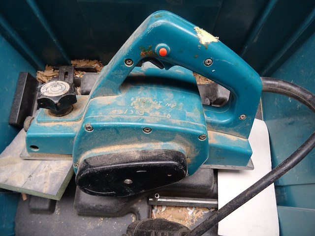 2x schaafmachine makita - afbeelding 5 van  5