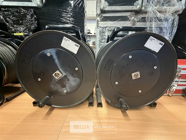 2x sdi haspel - afbeelding 1 van  5