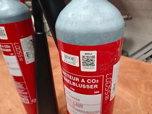 2x sicli - co2 - snelblusser - fire extinguisher - afbeelding 5 van  6
