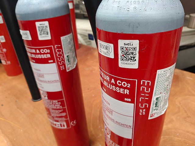 2x sicli - co2 - snelblusser - fire extinguisher - afbeelding 3 van  7