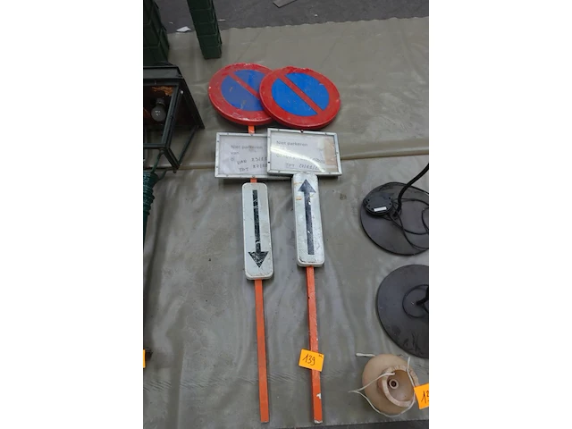 2x signalisatiebord - afbeelding 1 van  1