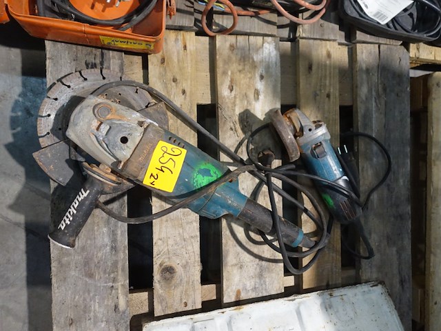 2x slijpschijfmachine makita - afbeelding 1 van  3