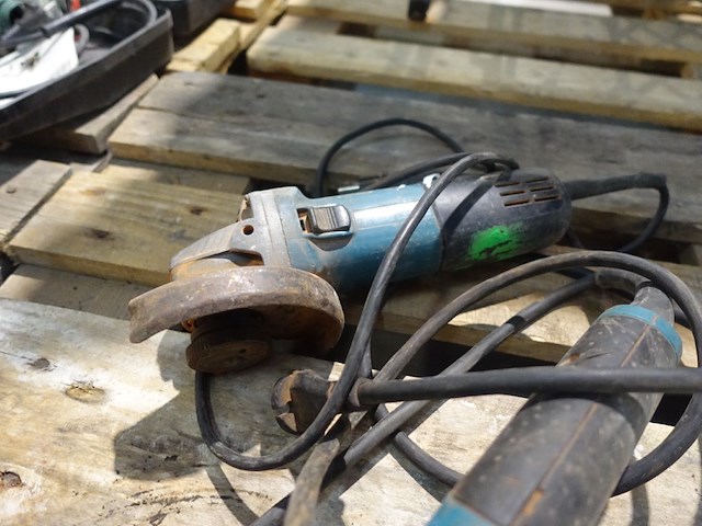 2x slijpschijfmachine makita - afbeelding 2 van  3