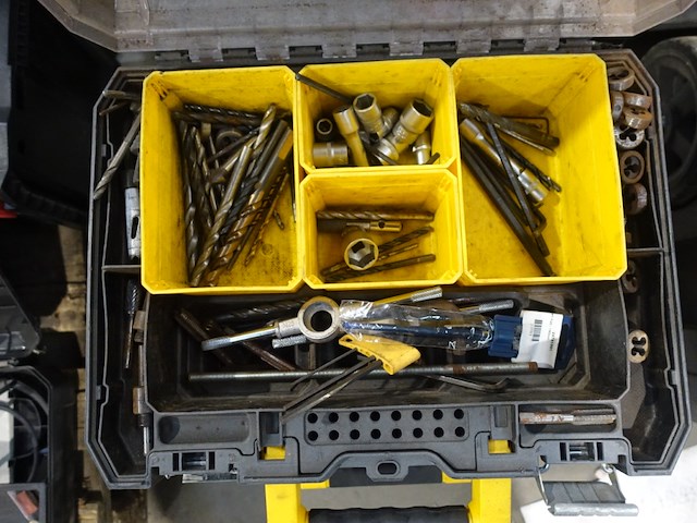 2x sorteerkoffer stanley - afbeelding 3 van  4