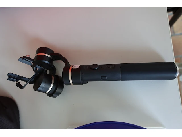 2x stabilisator feiyutech - afbeelding 1 van  5