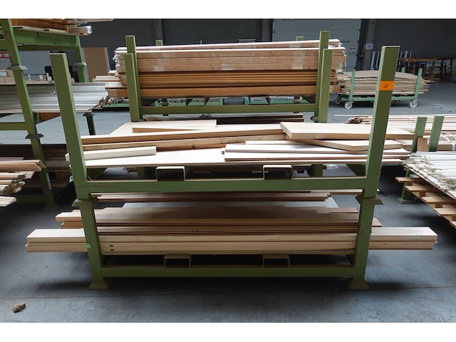 2x stapelbare metalen houder + inhoud - afbeelding 2 van  7