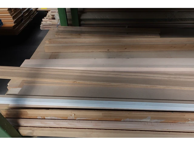2x stapelbare metalen houder + inhoud - afbeelding 4 van  5