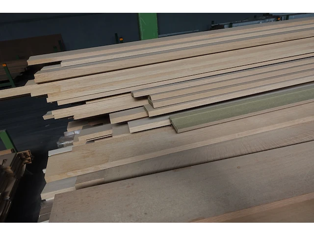 2x stapelbare metalen houder + inhoud - afbeelding 2 van  4