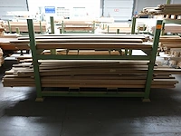 2x stapelbare metalen houder + inhoud