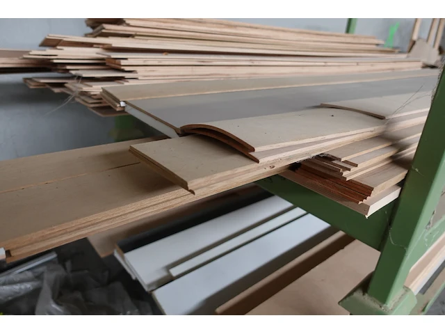 2x stapelbare metalen houder + inhoud - afbeelding 4 van  6
