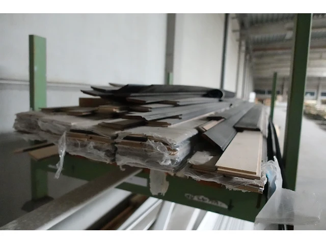 2x stapelbare metalen houder + inhoud - afbeelding 5 van  8