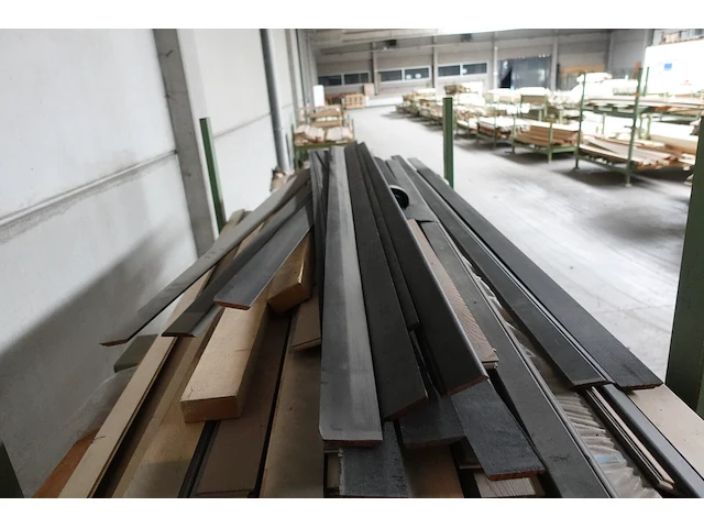 2x stapelbare metalen houder + inhoud - afbeelding 6 van  8