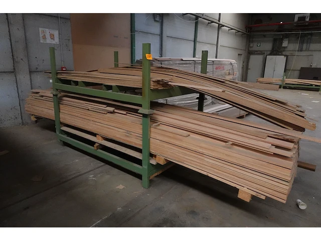 2x stapelbare metalen houder + inhoud - afbeelding 1 van  8