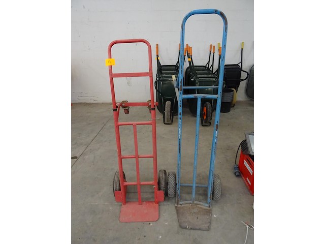 2x steekwagen - afbeelding 1 van  3