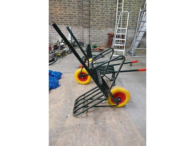 2x steenkruiwagen - afbeelding 2 van  3