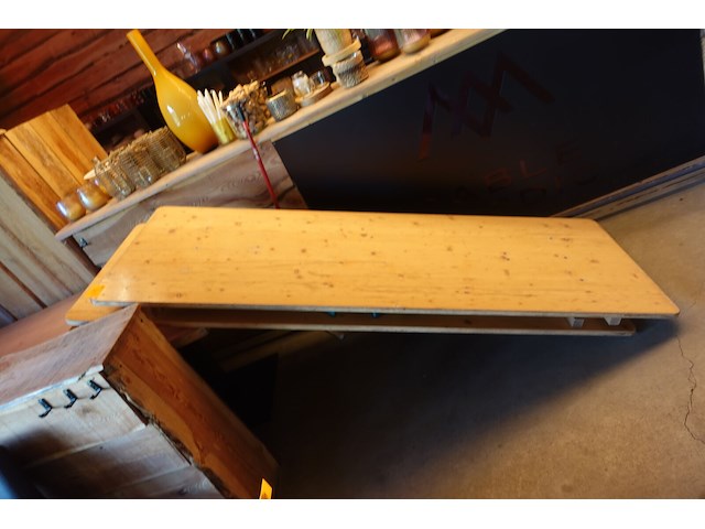 2x tafel 5x bank - afbeelding 1 van  3