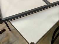 2x tafels in metaal met trespa blad - afbeelding 2 van  2