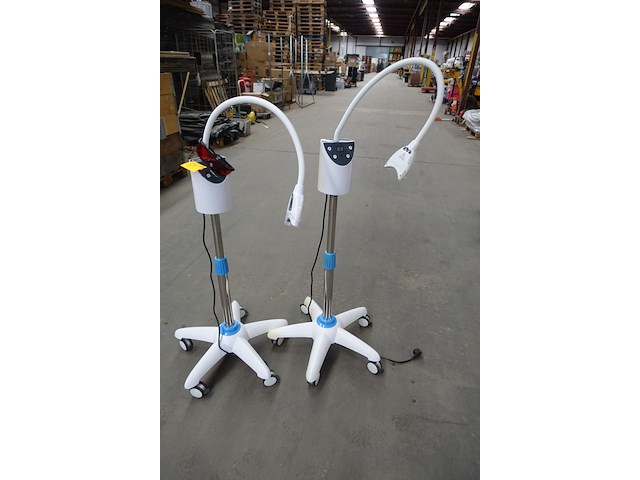 2x tandenbleker - afbeelding 1 van  3