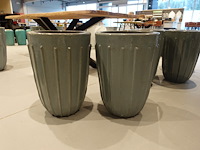 2x terracotta vaas - afbeelding 1 van  4