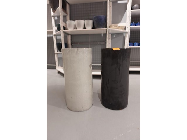 2x terracotta vaas - afbeelding 1 van  5