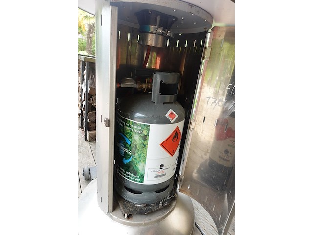 2x terrasverwarmer op gas enders - afbeelding 5 van  6