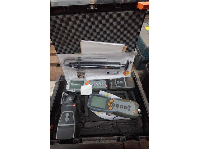 2x testo rookgasanalyser - afbeelding 1 van  5