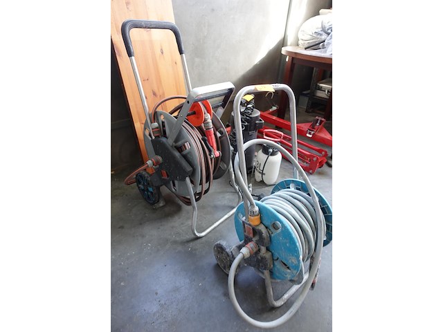 2x tuinslang op haspel - afbeelding 1 van  10