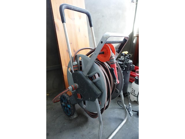 2x tuinslang op haspel - afbeelding 6 van  10