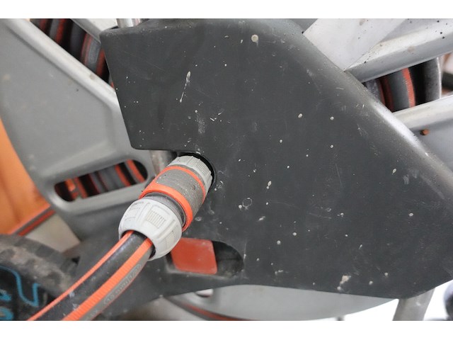 2x tuinslang op haspel - afbeelding 8 van  10