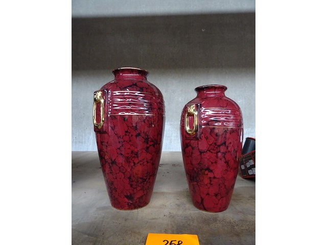 2x vaas - afbeelding 1 van  2