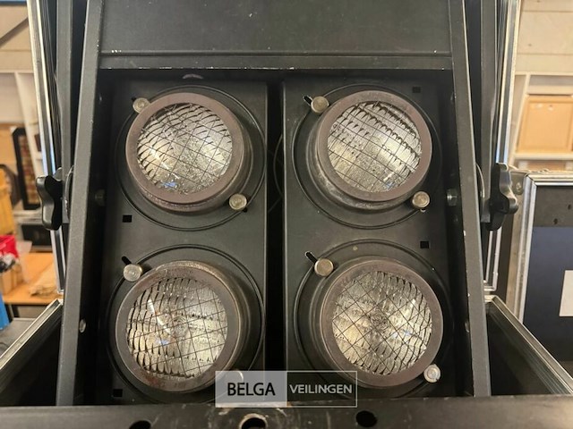 2x varytec fluter-rampe par 36 4-fach in flightcase - afbeelding 4 van  8