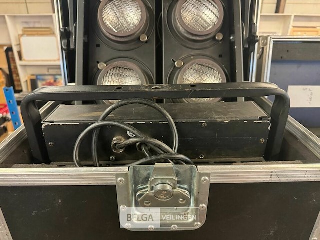 2x varytec fluter-rampe par 36 4-fach in flightcase - afbeelding 6 van  8