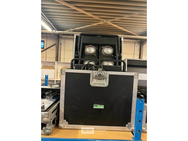 2x varytec fluter-rampe par 36 4-fach in flightcase - afbeelding 8 van  8