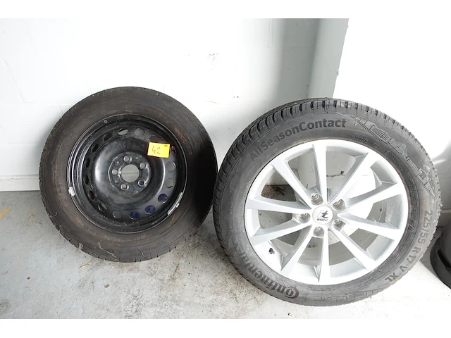 2x velg met band - afbeelding 1 van  6