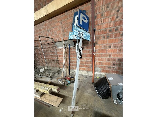 2x verkeersbord - afbeelding 1 van  2
