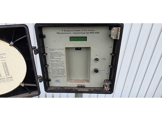 2x verkeerslichten - afbeelding 2 van  3