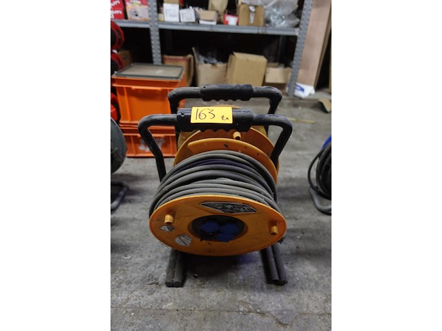 2x verlengkabel op haspel - afbeelding 1 van  5