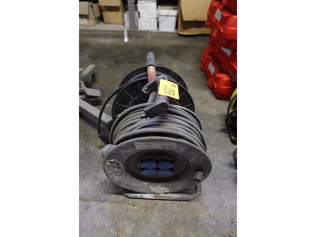 2x verlengkabel op haspel - afbeelding 1 van  3